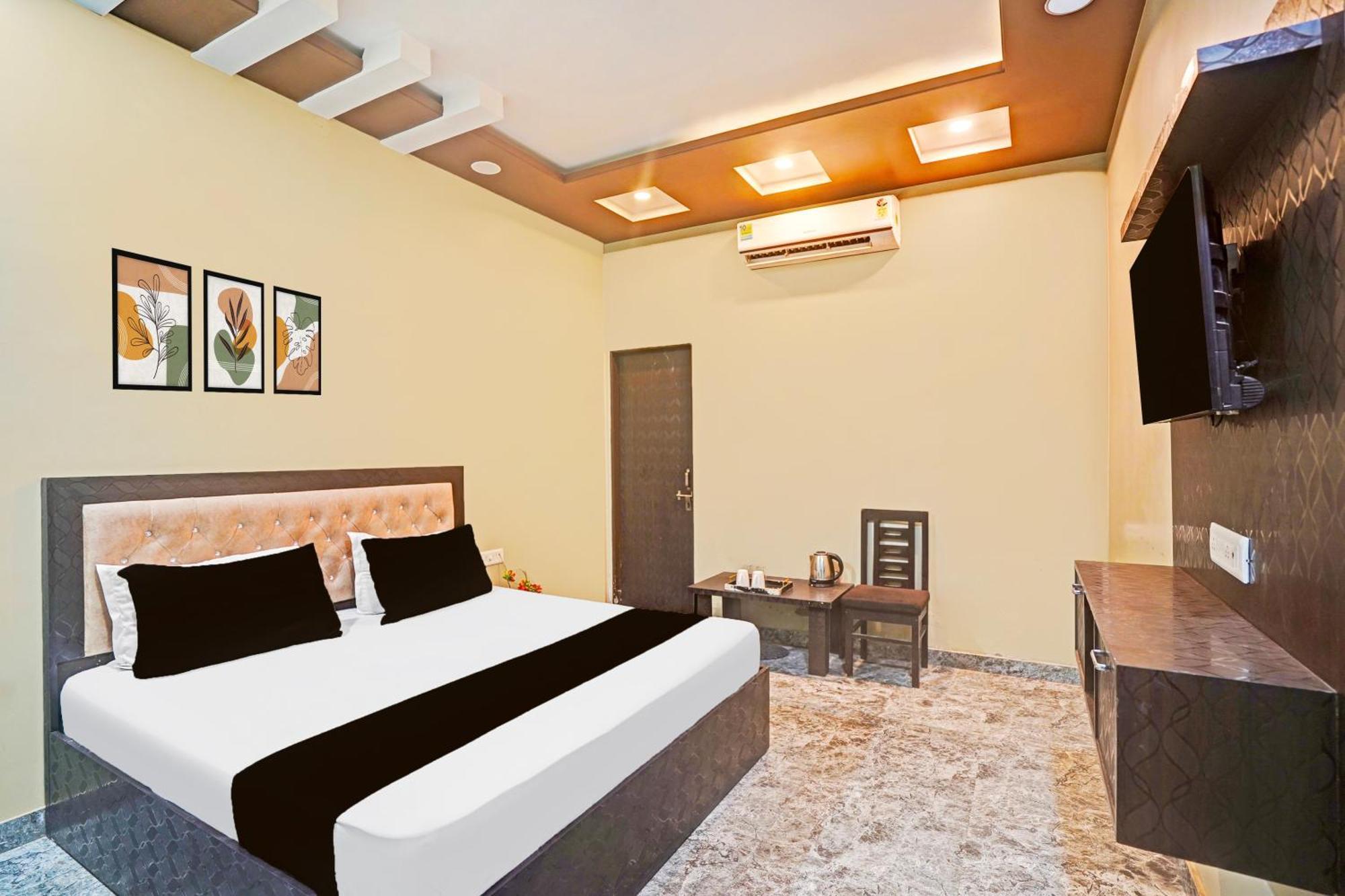 Hotel O Mansarovar Sector 8 Formerly Kv Palace 3*