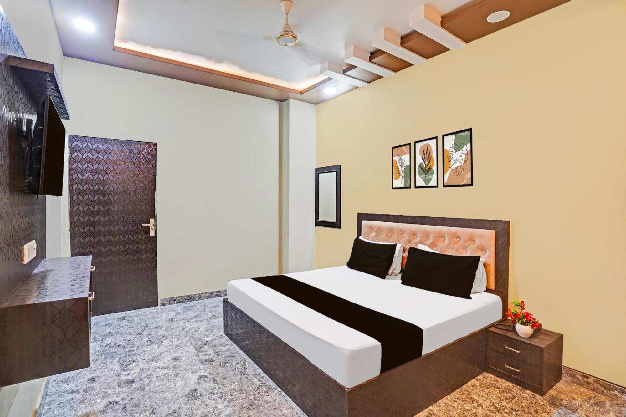 O Mansarovar Sector 8 Formerly Kv Palace Hotel